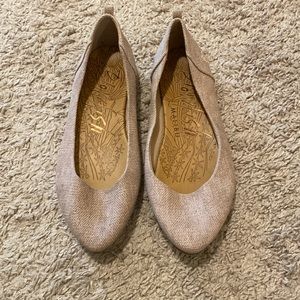 Blowfish tan flats